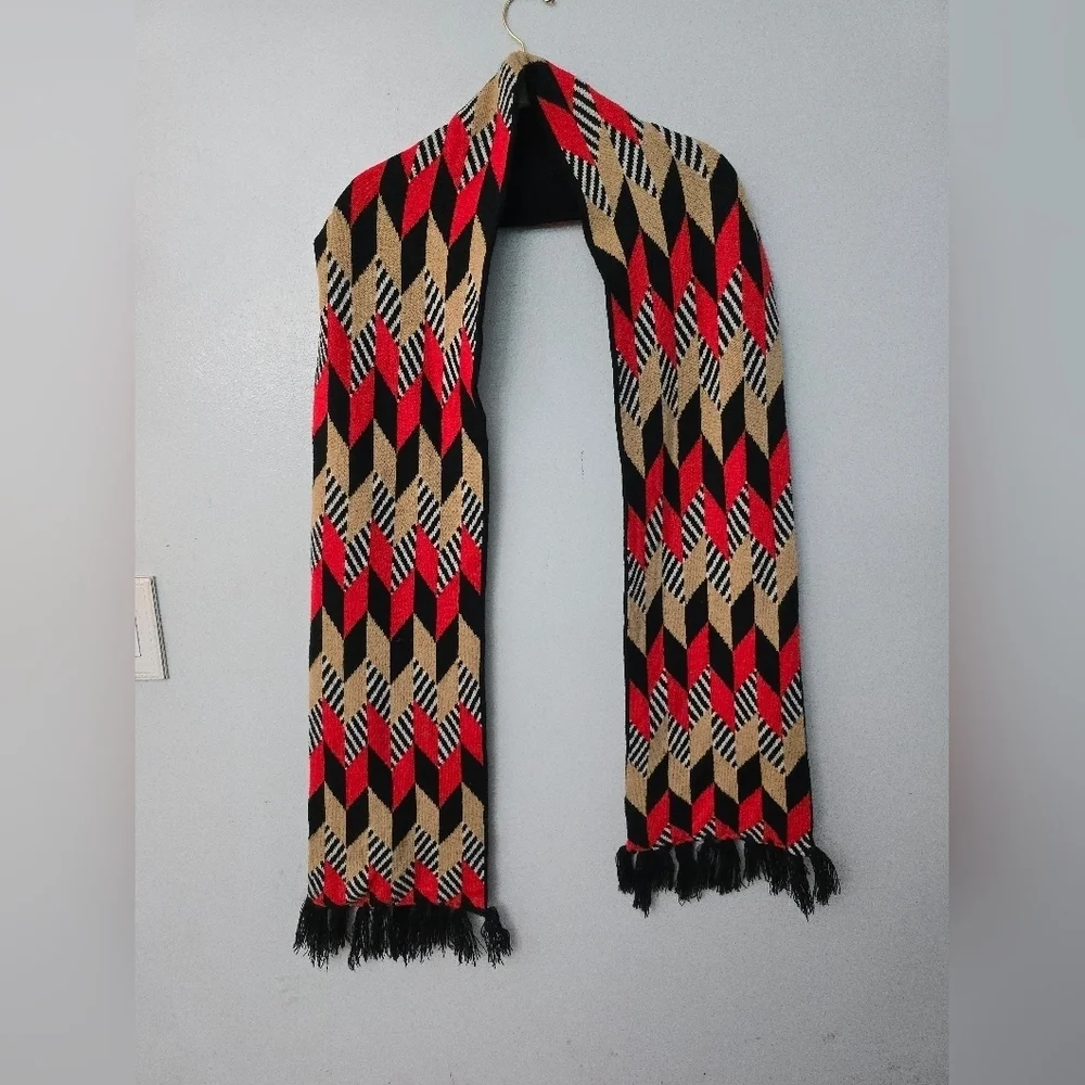 Vera Bradley Knit Jacquard Scarf Red Black Sofia Chevron Fringed Boho